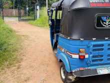 https://riyasewana.com/uploads/bajaj-2-stroke-2510003922432.jpg