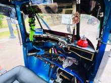 https://riyasewana.com/uploads/bajaj-2-stroke-251940394543.jpg
