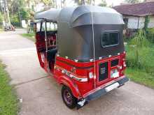 https://riyasewana.com/uploads/bajaj-2-stroke-26510324933.jpg