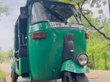 Bajaj 2 STROKE 2003 Three Wheel