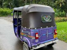 https://riyasewana.com/uploads/bajaj-2-stroke-281447136705.jpg