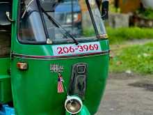 https://riyasewana.com/uploads/bajaj-2-stroke-282062822282.jpg