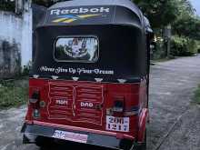 https://riyasewana.com/uploads/bajaj-2-stroke-287393922622.jpg