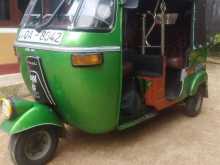 Bajaj 2 Stroke 2005 Three Wheel