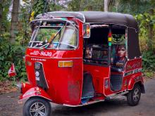 https://riyasewana.com/uploads/bajaj-2-stroke-291340576566.jpg