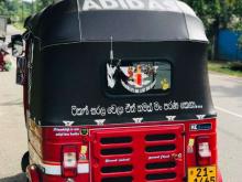 https://riyasewana.com/uploads/bajaj-2-stroke-291557516886.jpg