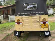 https://riyasewana.com/uploads/bajaj-2-stroke-3112537646.jpg