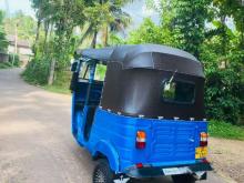 https://riyasewana.com/uploads/bajaj-2-stroke-31649456095.jpg