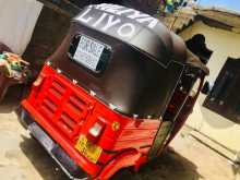 https://riyasewana.com/uploads/bajaj-2-stroke-3172748704.jpg