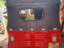 https://riyasewana.com/uploads/bajaj-2-stroke-3180544465237.jpg