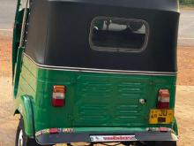 https://riyasewana.com/uploads/bajaj-2-stroke-4057406844.jpg
