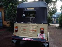 https://riyasewana.com/uploads/bajaj-2-stroke-411583265228.jpg