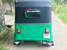 https://riyasewana.com/uploads/bajaj-2-stroke-413202717345.jpg