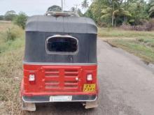 https://riyasewana.com/uploads/bajaj-2-stroke-4134536496.jpg
