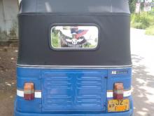 https://riyasewana.com/uploads/bajaj-2-stroke-41418556853.jpg