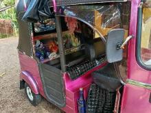 https://riyasewana.com/uploads/bajaj-2-stroke-51223296574.jpg