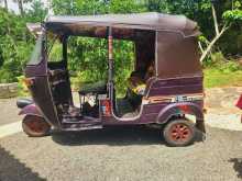 https://riyasewana.com/uploads/bajaj-2-stroke-51352264083.jpg