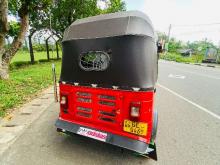 https://riyasewana.com/uploads/bajaj-2-stroke-51512216606.jpg