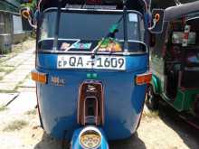 Bajaj 2 Stroke 2005 Three Wheel