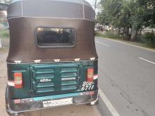 https://riyasewana.com/uploads/bajaj-2-stroke-61948066595.jpg