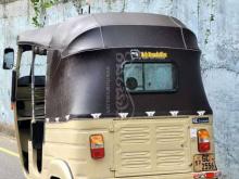 https://riyasewana.com/uploads/bajaj-2-stroke-684904403221.jpg