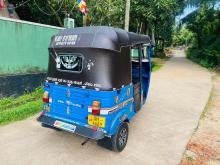 https://riyasewana.com/uploads/bajaj-2-stroke-8731196535.jpg