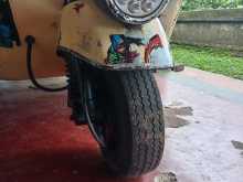https://riyasewana.com/uploads/bajaj-2-stroke-8839204152.jpg