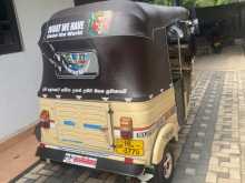 https://riyasewana.com/uploads/bajaj-2003-2003-514151412993.jpg