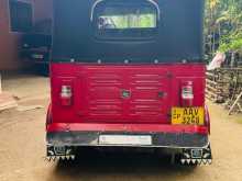 https://riyasewana.com/uploads/bajaj-200cc-18193847352.jpg