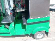 https://riyasewana.com/uploads/bajaj-2012-27733044633.jpg