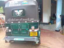 https://riyasewana.com/uploads/bajaj-2013-171940544561.jpg