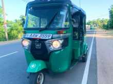 https://riyasewana.com/uploads/bajaj-2015-2015-221210912363.jpg