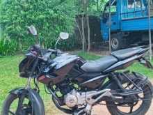 Bajaj 5 Pulsar 135 2015 Motorbike