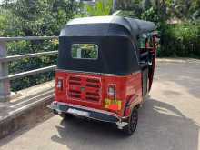https://riyasewana.com/uploads/bajaj-2017-41055504233.jpg