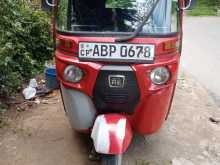 Bajaj 4 Stroke 2017 Three Wheel