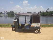 https://riyasewana.com/uploads/bajaj-204-191127144813.jpg