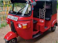 Bajaj 205 2013 Three Wheel