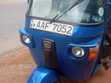 Bajaj RE 205 2013 Three Wheel