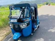 https://riyasewana.com/uploads/bajaj-205-141230114032.jpg