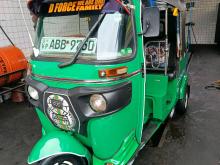Bajaj RE 205 2015 Three Wheel