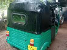 https://riyasewana.com/uploads/bajaj-205-162105114822.jpg