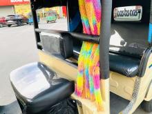 https://riyasewana.com/uploads/bajaj-205-1819-81650466615.jpg