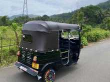 https://riyasewana.com/uploads/bajaj-205-188213622033.jpg