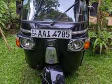 Bajaj RE 2013 Three Wheel