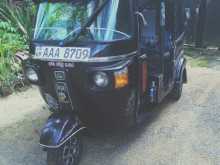 Bajaj RE 205 2013 Three Wheel