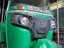 Bajaj RE 205 2014 Three Wheel