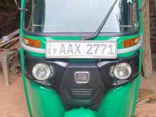 Bajaj RE 205 2015 Three Wheel