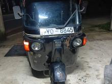 Bajaj 205 2011 Three Wheel