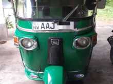 Bajaj 205 2013 Three Wheel