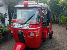 Bajaj RE 205 2011 Three Wheel